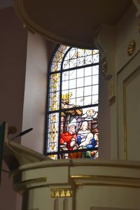 Christuskirche Kanzel Fenster Geburt Jesu Frankfurt Nied _ Foto Eva Scheb (Kopie)